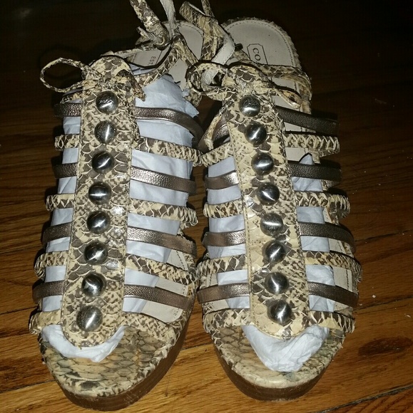 Coach Snakeskin size 9.5 Heels - Picture 7 of 7